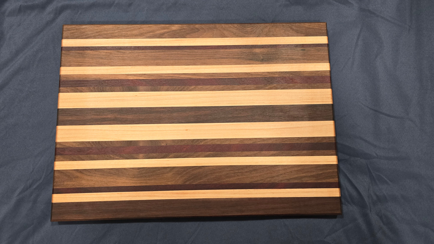 Striata 17.25 x 12.25 x 1