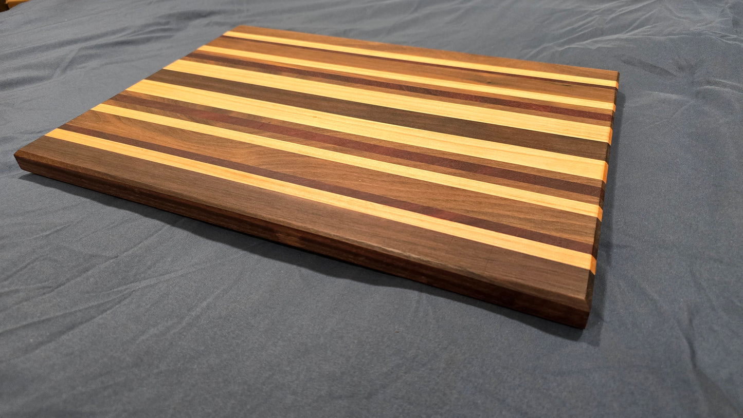 Striata 17.25 x 12.25 x 1